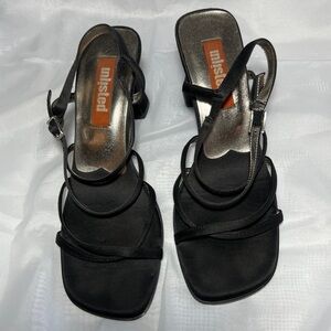 Unlisted by Kenneth Cole size 8 strappy heels Y2K